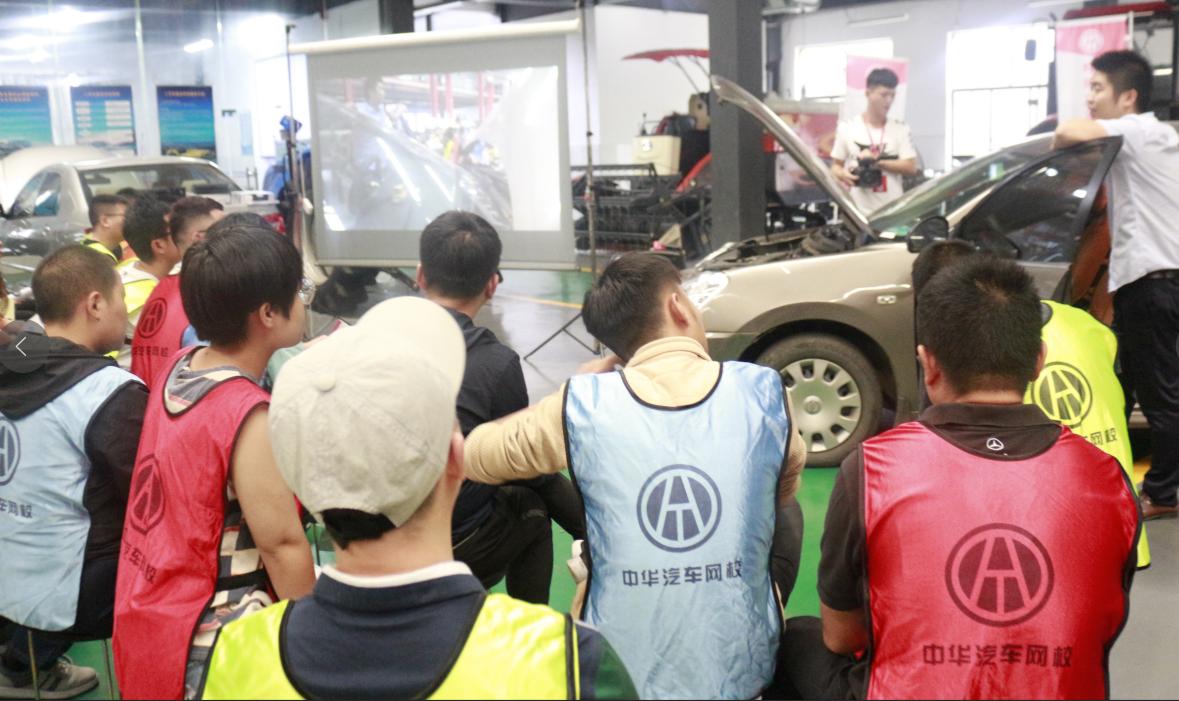 新手二手车评估师真实待遇,二手车评估师工资怎么算