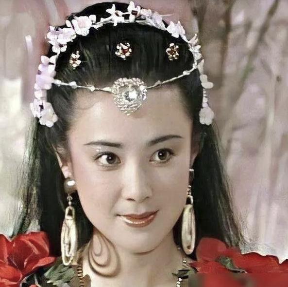 傅艺伟从最美妲己到阶下囚,傅艺伟妲己阶下囚