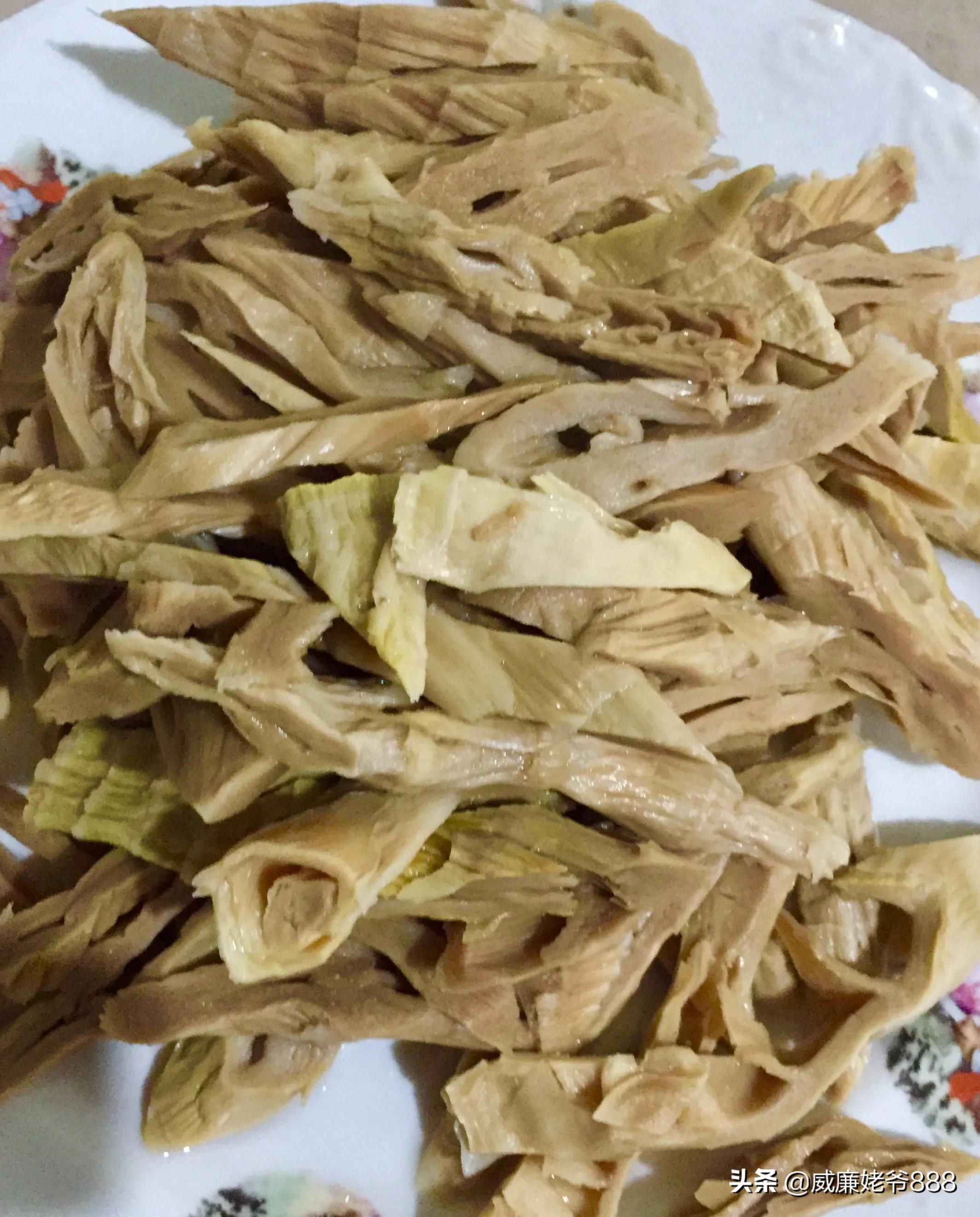 用干竹笋烹制的菜肴,美味可口的干竹笋烹饪方法