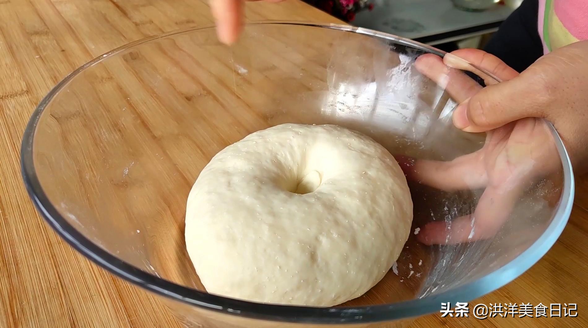 家庭版披萨的做法用什么面粉,简单一招学会披萨基础做法