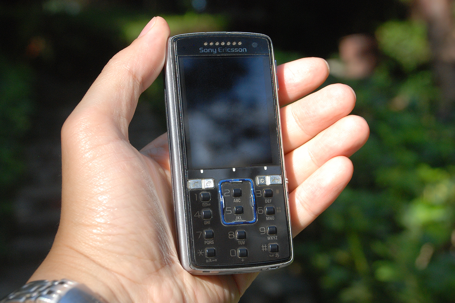 索尼爱立信k850i支持多大内存,索尼爱立信p990i和k850