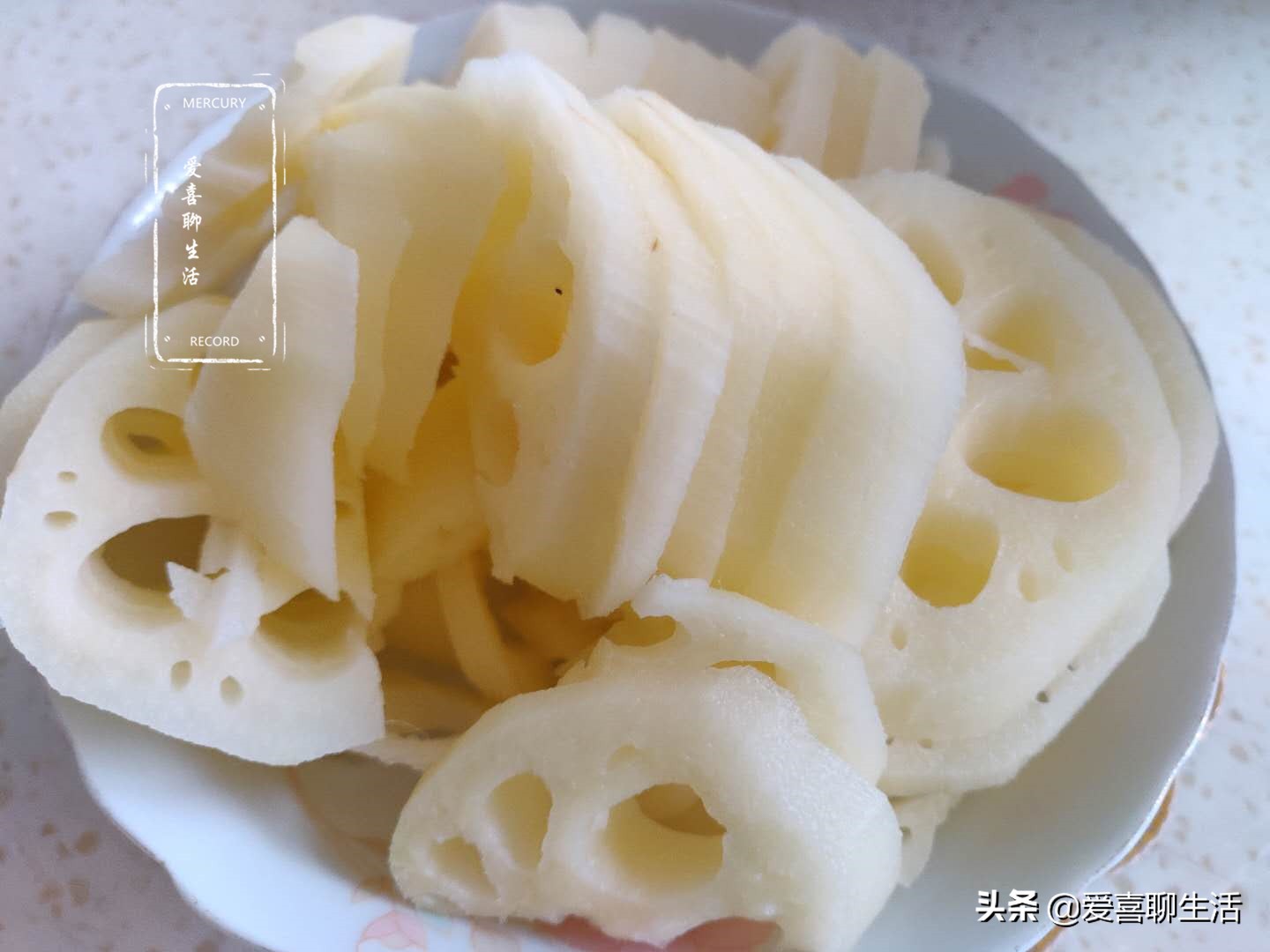 立秋后吃莲藕的七大功效,炒时令藕片