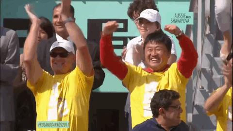 从负债到成为亿万女老板,从负债累累到东山再起女孩