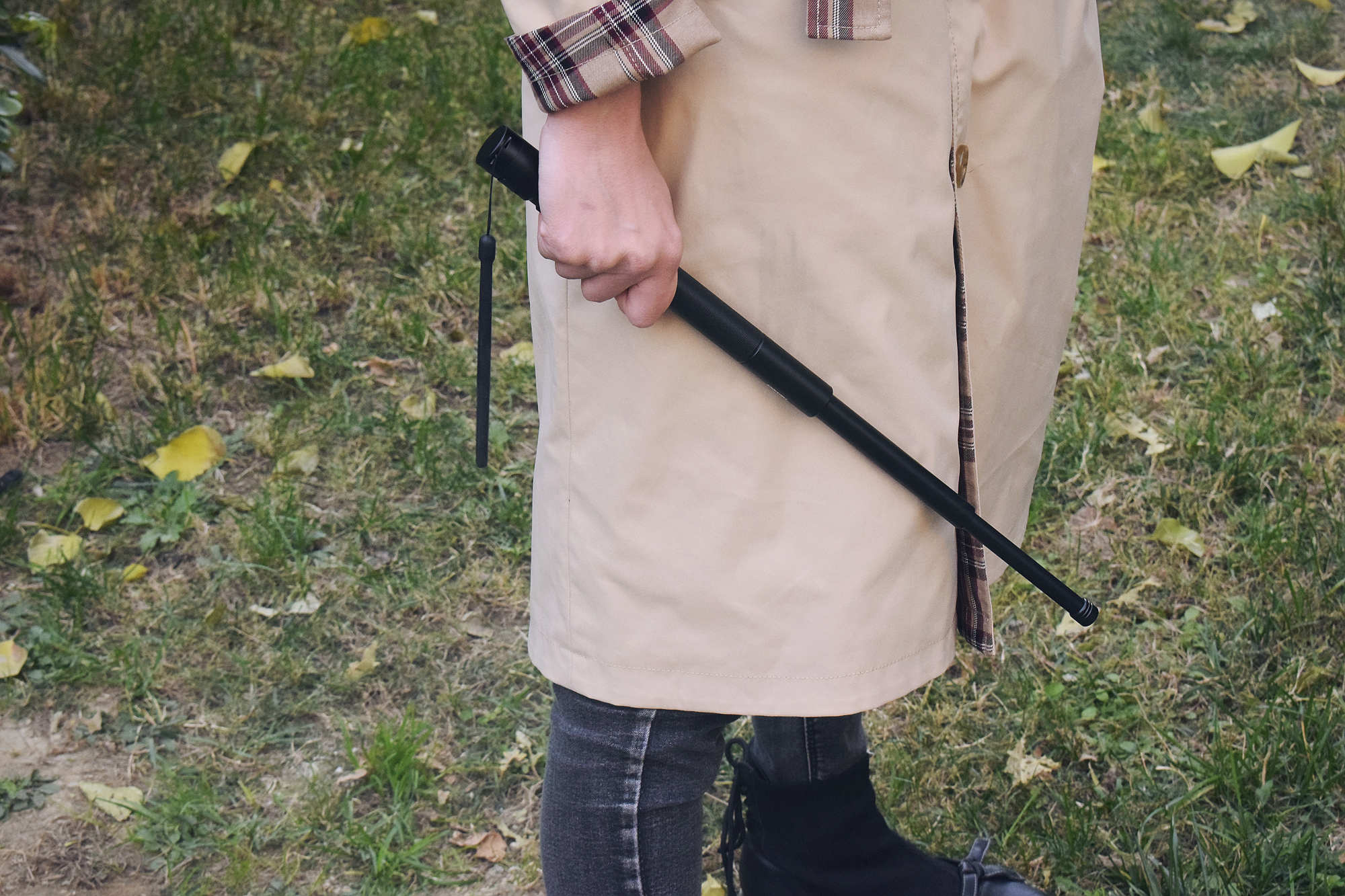 随身防护迅雷之势！——纳拓雷电安全求生伸缩棒体验