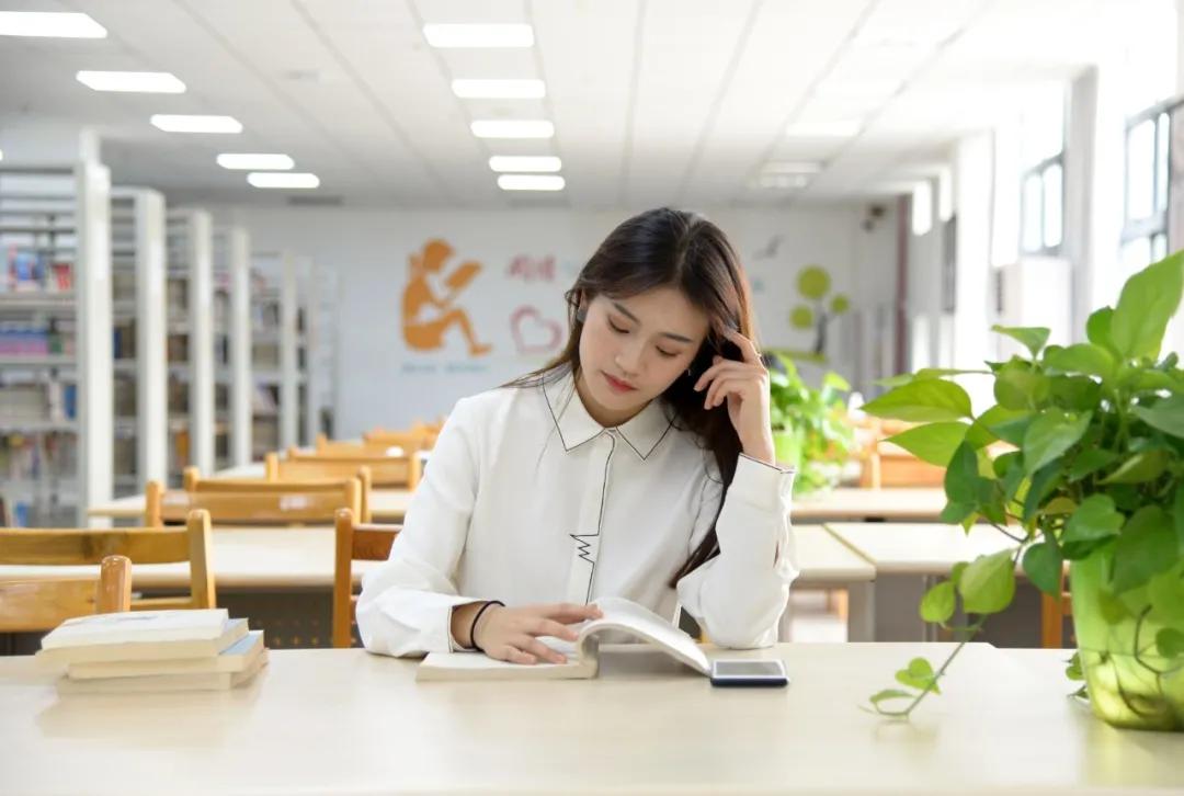 湖北国土资源职业学院单招报名费,湖北国土资源职业学院单招容易吗