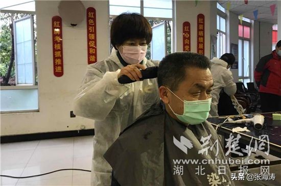 业委会示范：宜昌香山锦苑小区同心抗疫 邻里守望