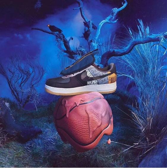 有许多配件的球鞋,拥有这些神器球鞋怎么会洗不干净