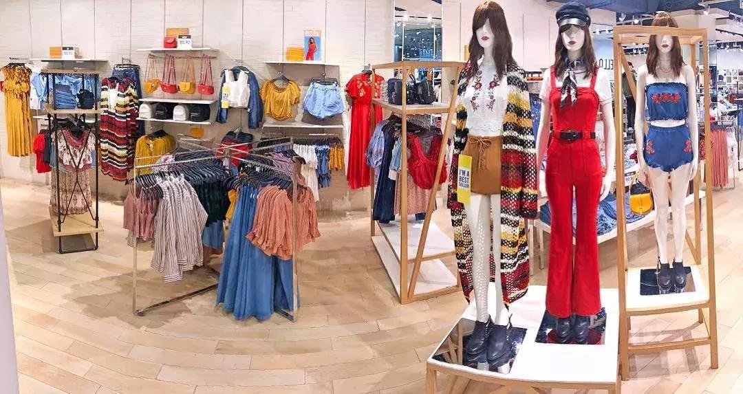 香港品牌女包8号店,香港高奢女装店