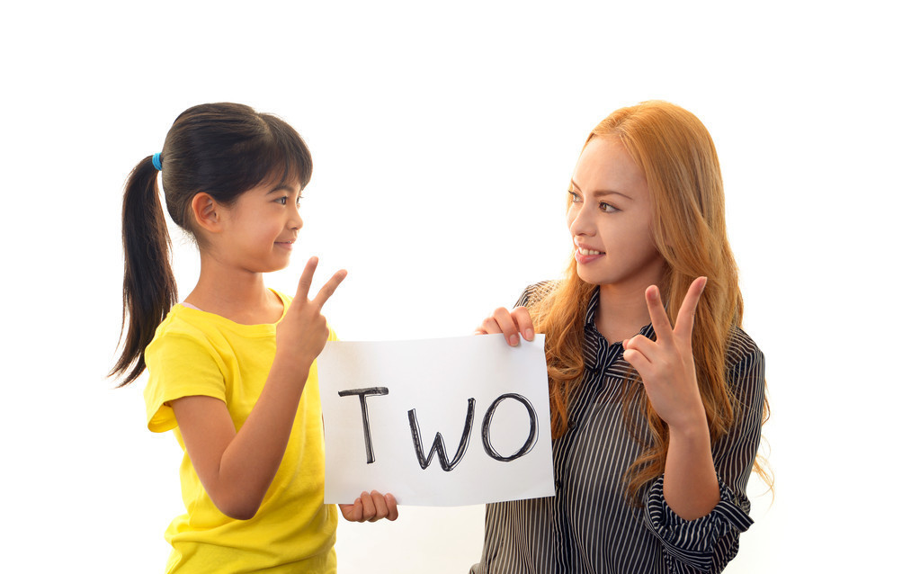 小学英语教材怎么那么难,小学英语的教学关键是什么呢