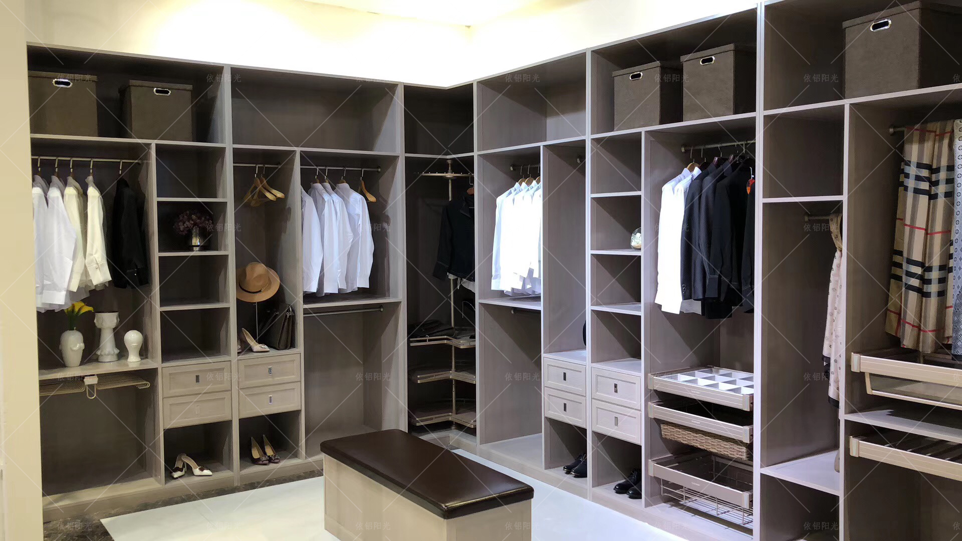 装修师傅讲全铝家居,全铝家装结实吗