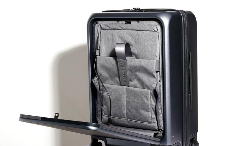 快速取物，为商务人士定制地平线8号登机箱体验