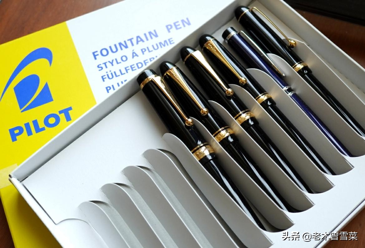 比较细的金尖钢笔,黄色笔尖和金尖钢笔区别