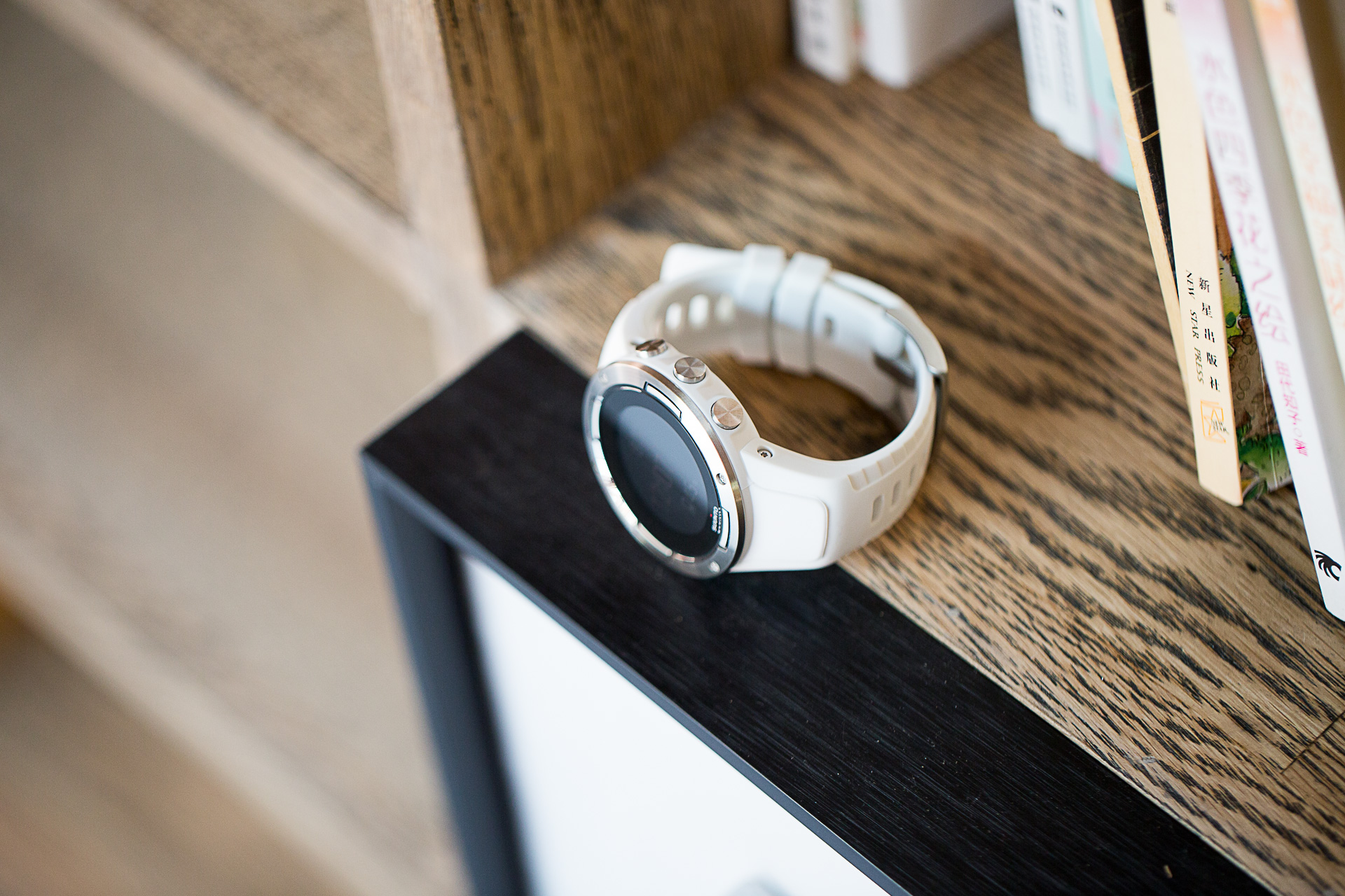 颂拓5手表运动模式表盘功能介绍,suunto颂拓5智能运动手表