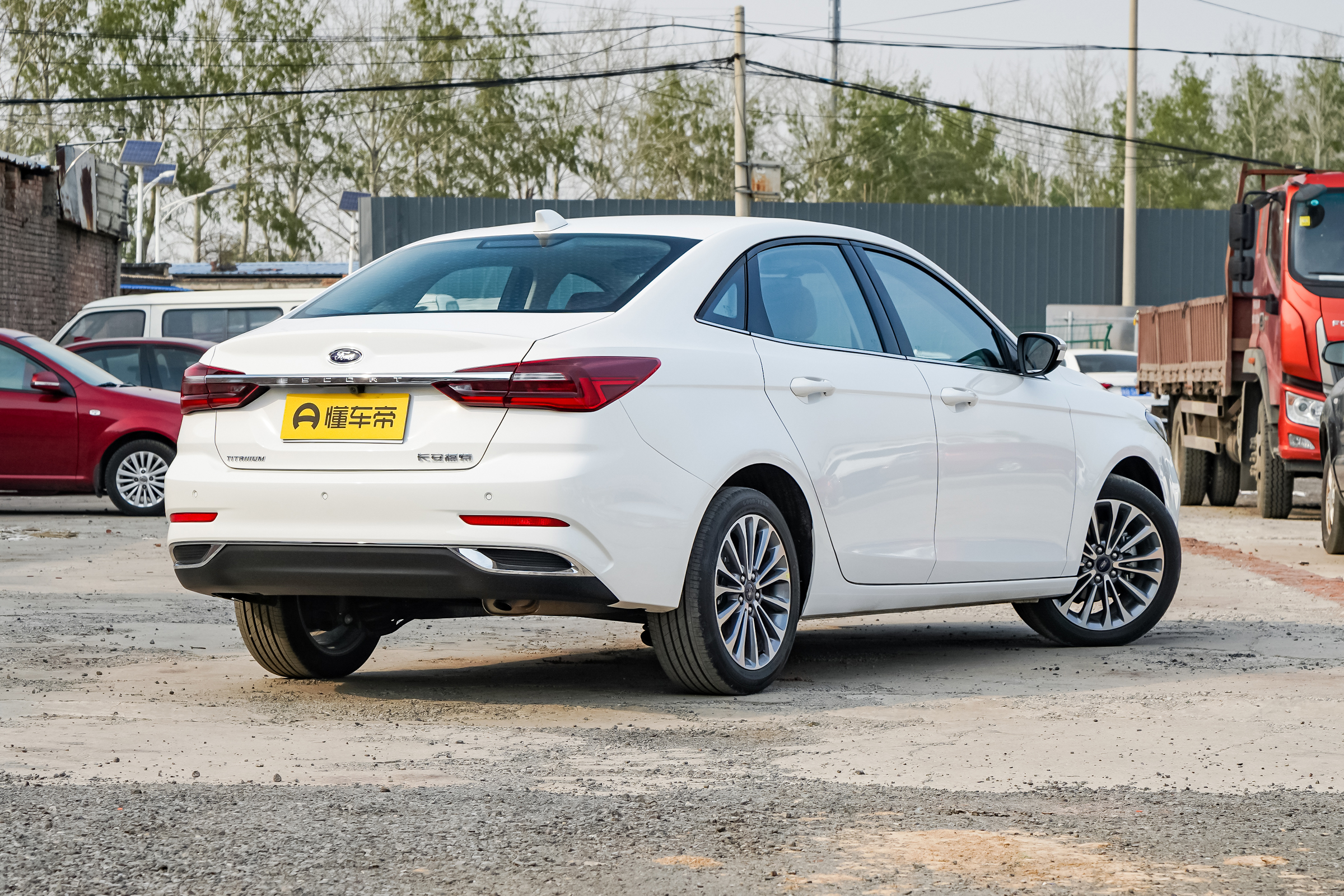 2021福睿斯四缸1.5t落地价,福特福睿斯四缸1.5l2021试驾