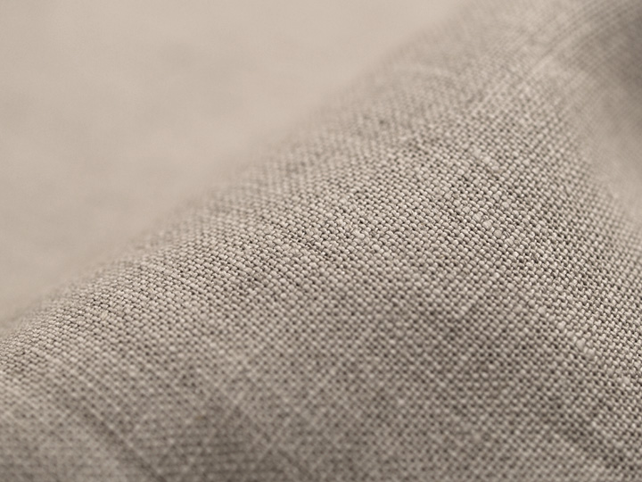 服装面料100%聚酯纤维,聚酯纤维面料会褪色吗