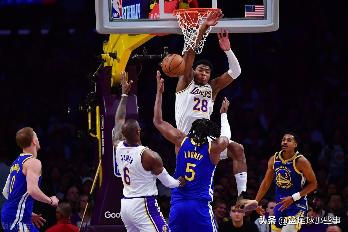 詹姆斯湖人队19赛季集锦,苏群侃球詹姆斯