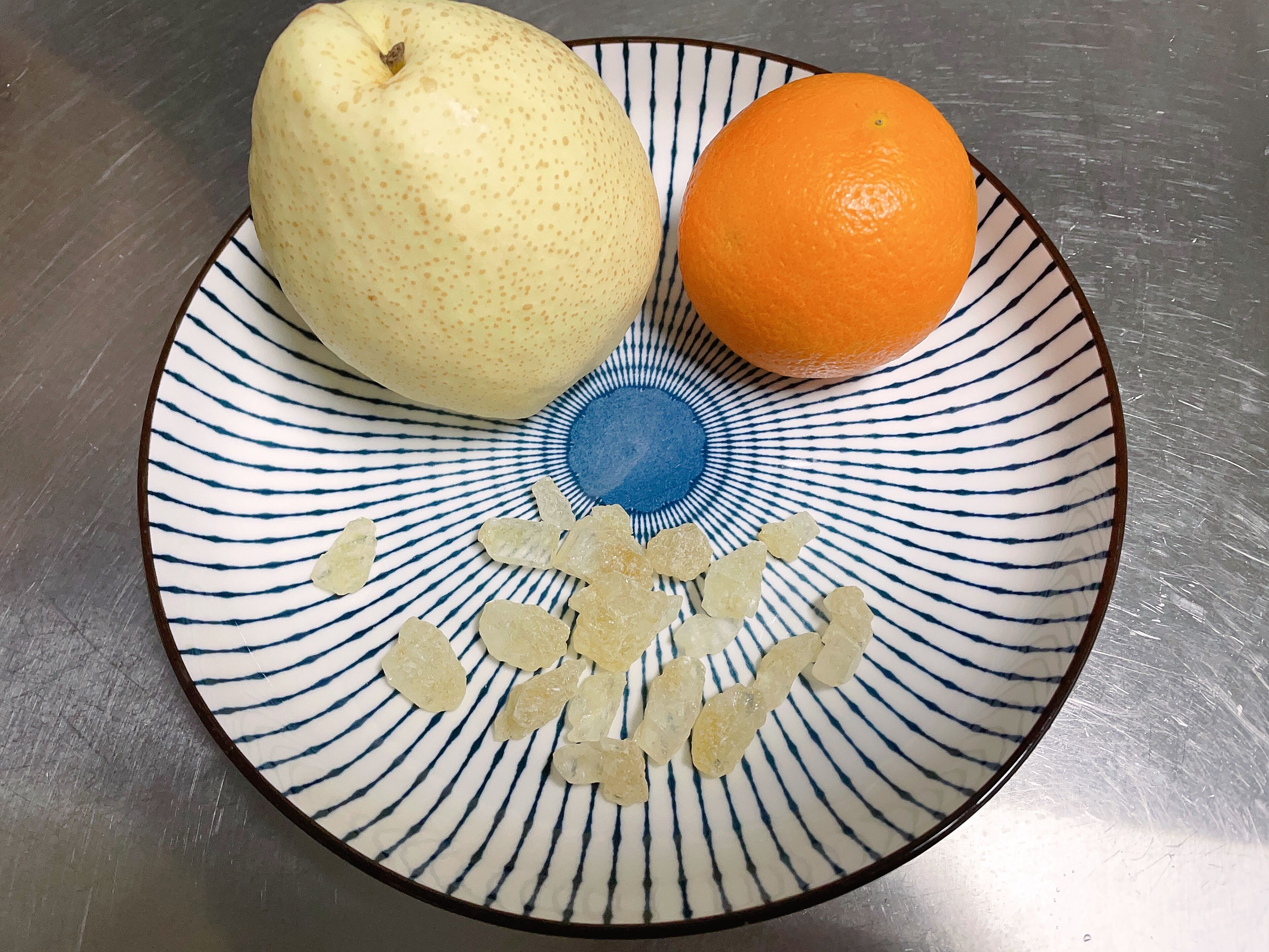 喉咙痛得像吞刀片吃什么药效果好,嗓子疼跟吞刀片一样吃什么好得快