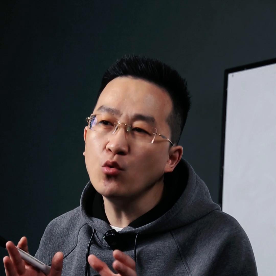 人均消费500元，口红效应贯穿2023五一旅行，此视频...