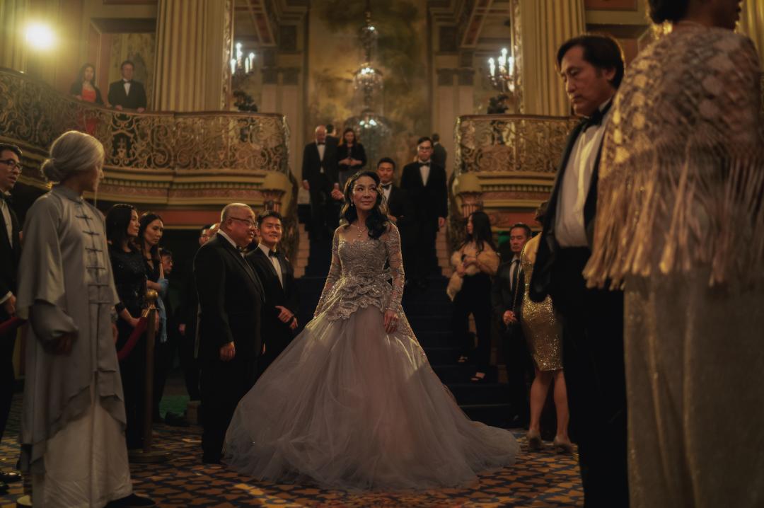 杨紫琼获金球奖最佳女主角,杨紫琼成奥斯卡史上首位华裔影后