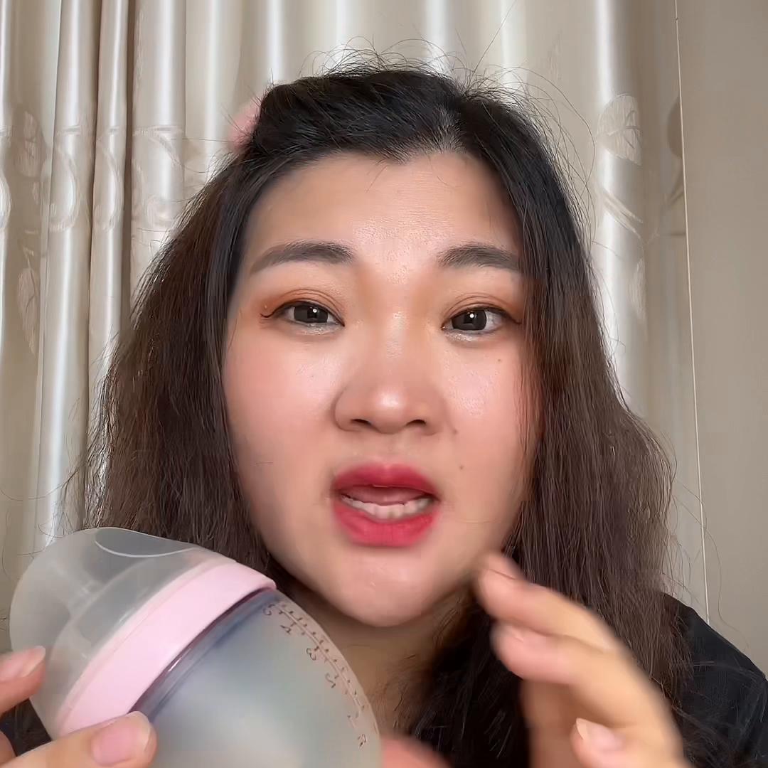 婴儿奶瓶自己拿的推荐,宝宝奶瓶推荐1-3岁不喷奶测评