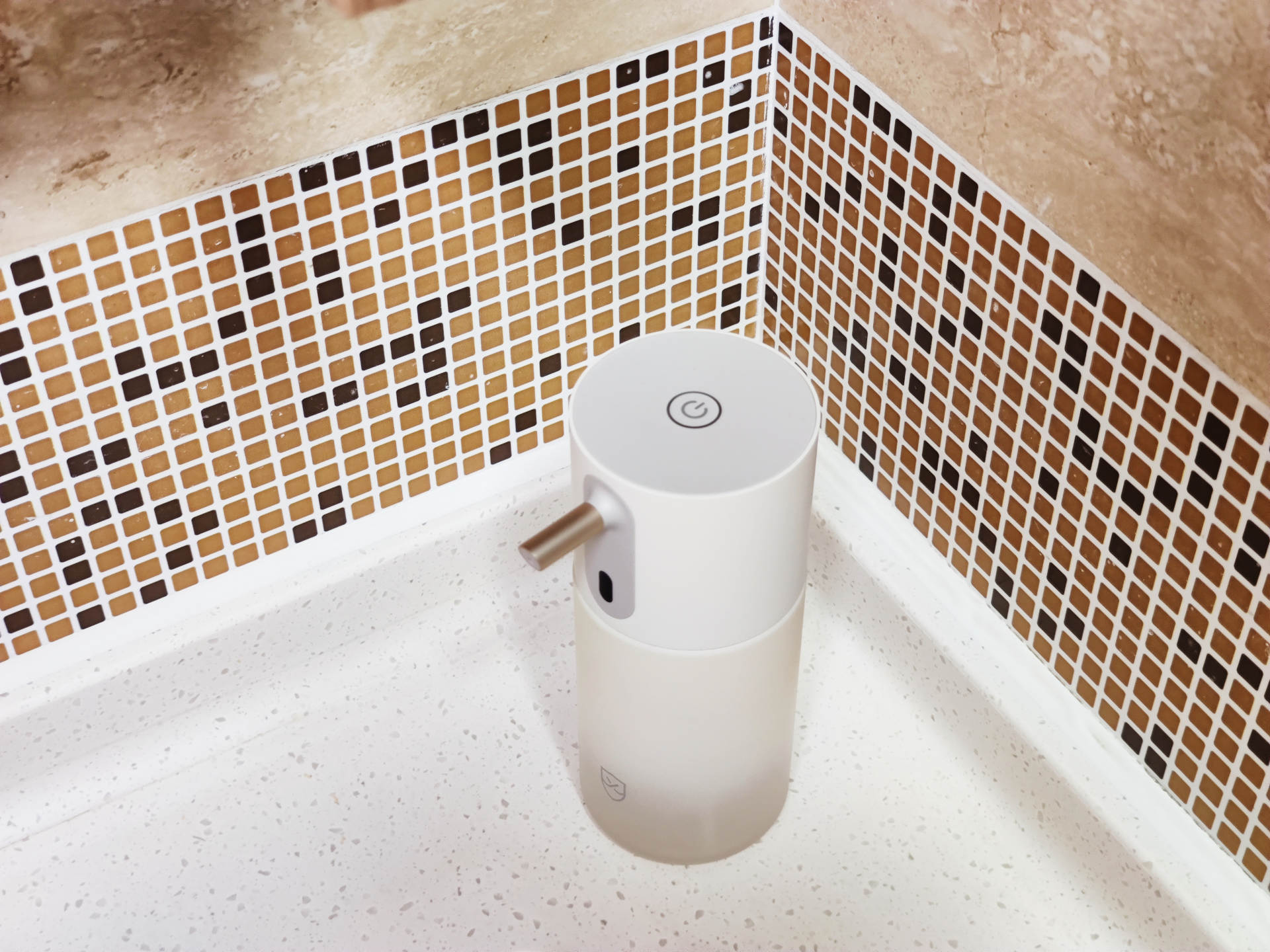 自动洗手机真的太好用了,小卫自动感应泡沫洗手机评测