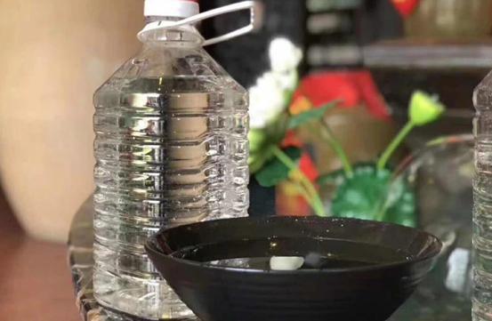 散装白酒市场价,散装白酒卖999一斤