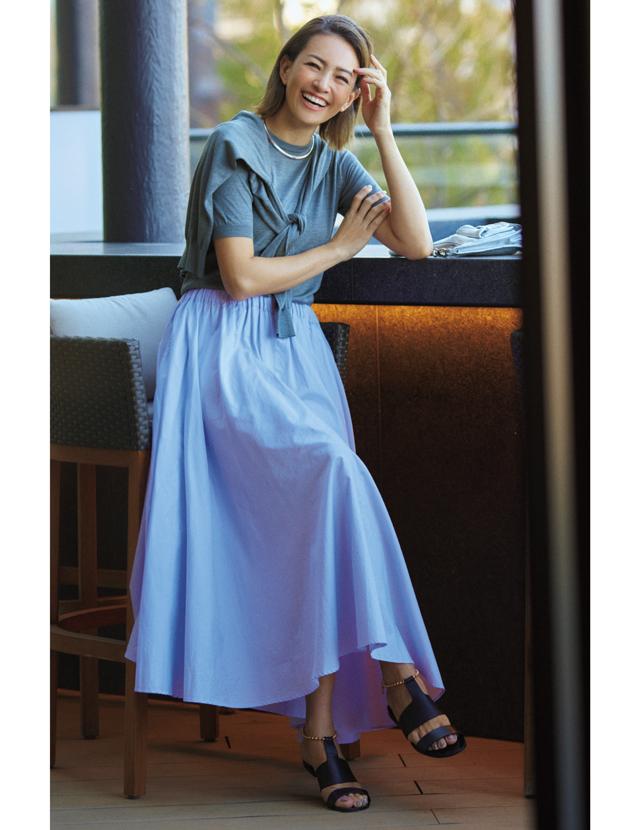 中年女性穿衣颜色搭配,中年女性适合什么样的穿衣风格