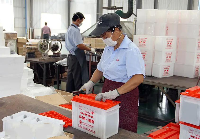 铅酸电池石墨烯电池和锂电池哪个好,石墨烯铅酸电池与锂电池的区别