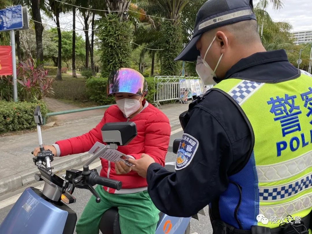 守平安护团圆陵水公安交警圆满完成“春节”假期交通安保工作|平安春运交警同行