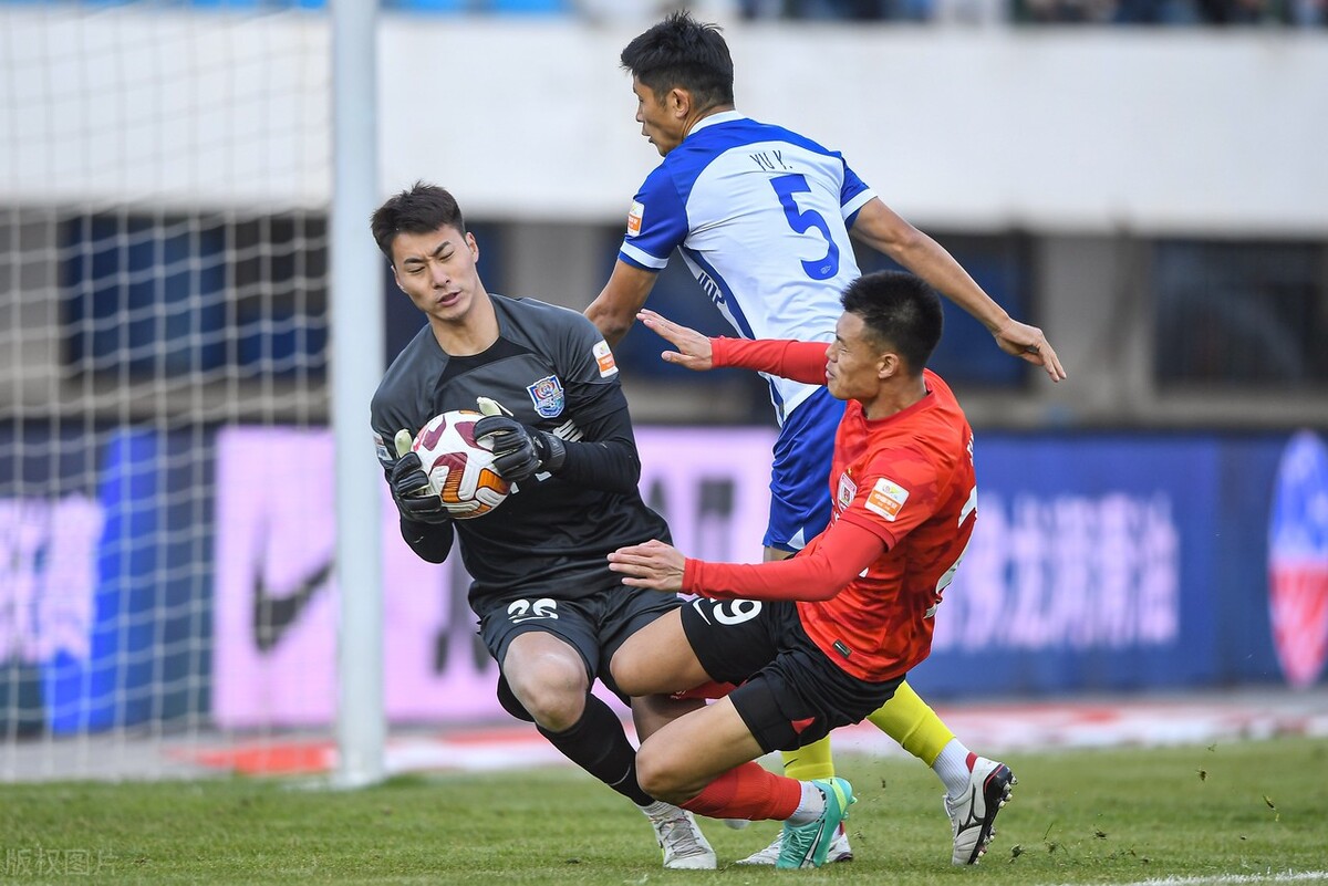 中超最新积分榜亚泰,中超最新积分榜海港对三镇赛况