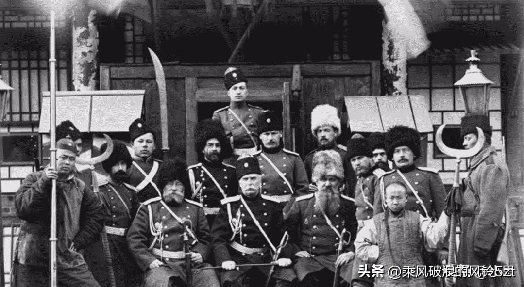 日军日记：路遇逃难的女学生，我将她的腿骨做成了锋利的*刀刺**!