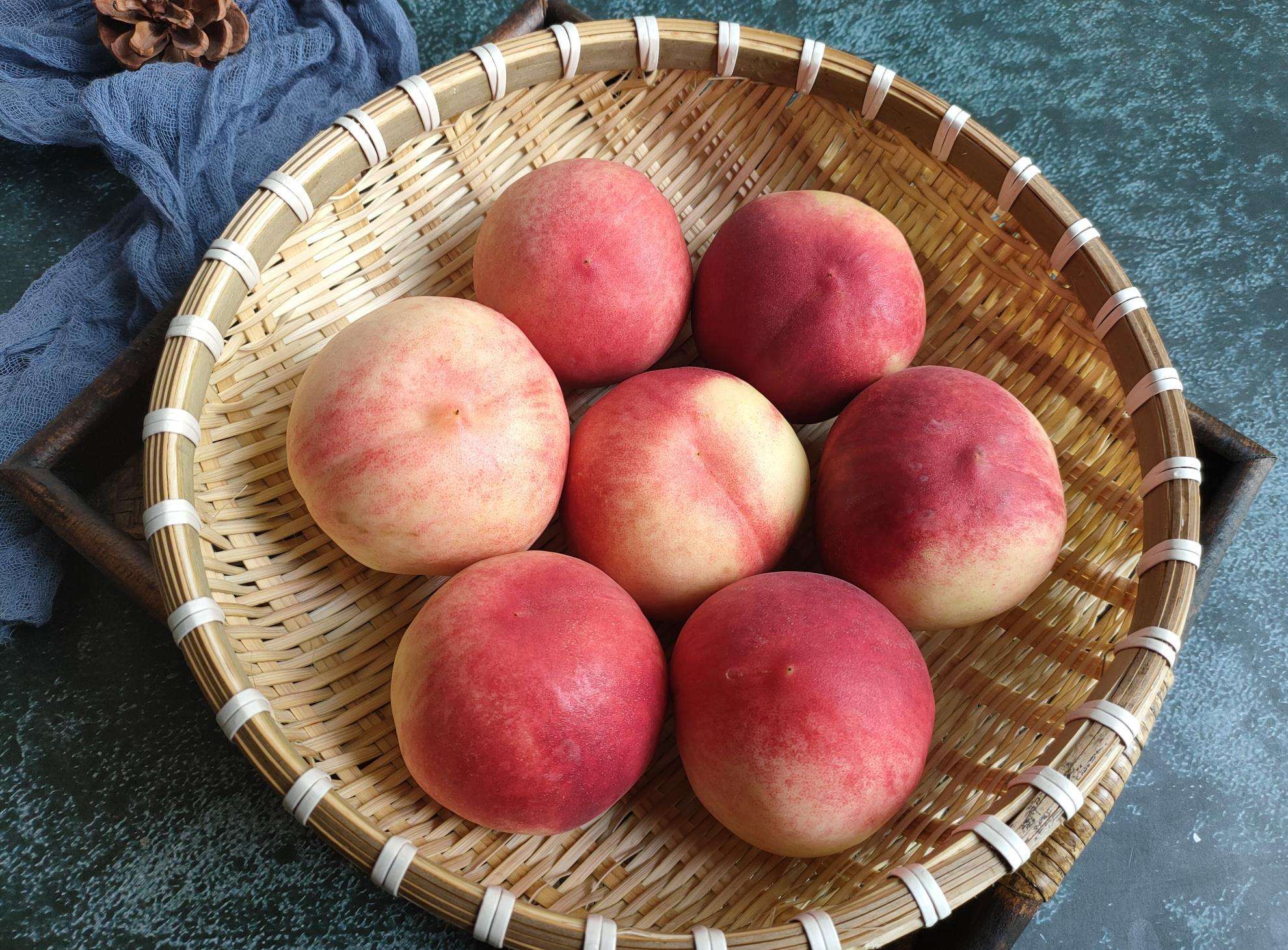 “桃子”不能随便吃？医生：不管好坏，这几类人别凑热闹了