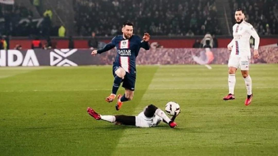 巴黎姆巴佩梅西比赛,梅西姆巴佩内马尔最后一场