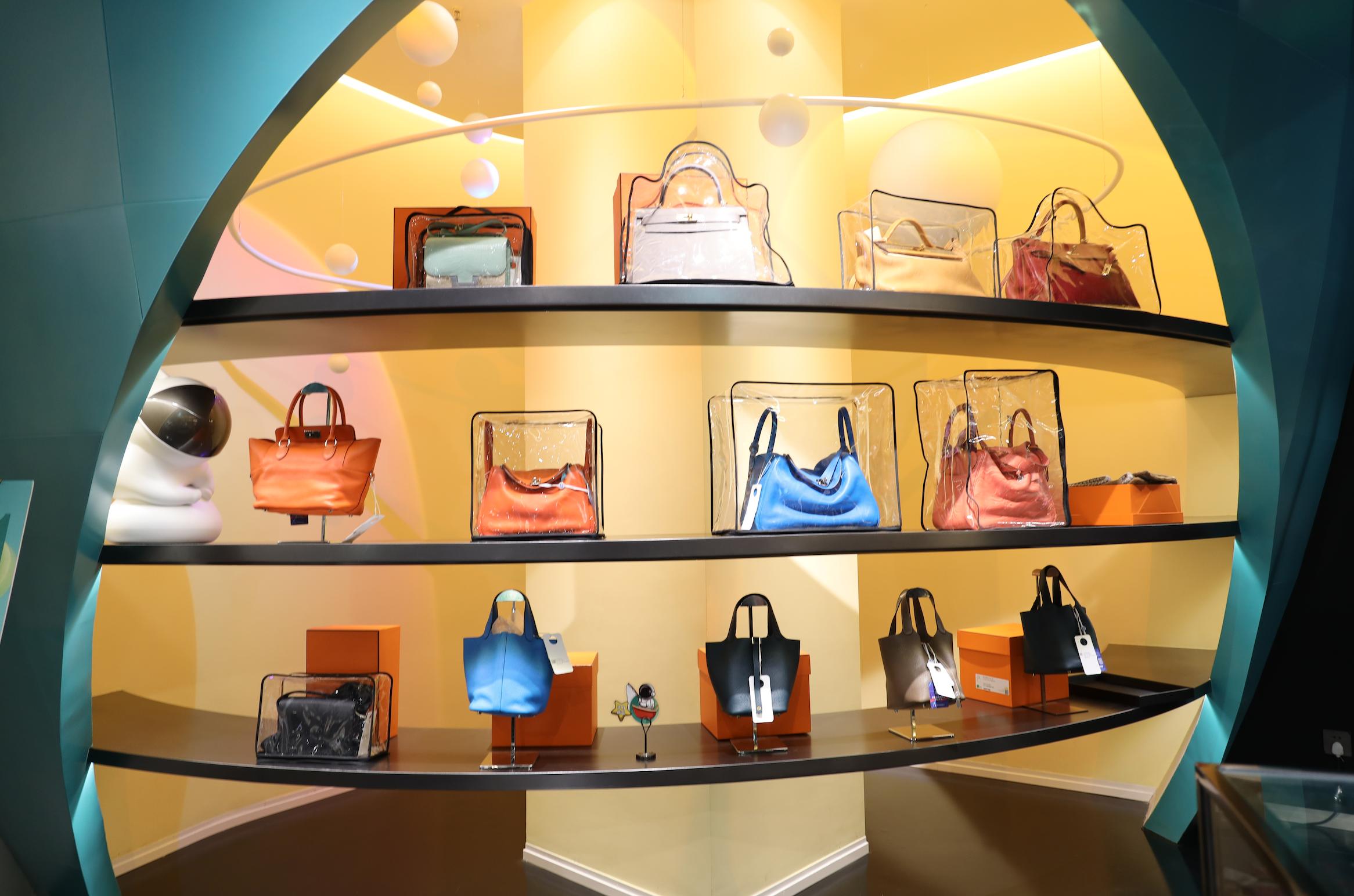 二手奢侈品市场销售活跃,深圳中古店二手奢侈品市场