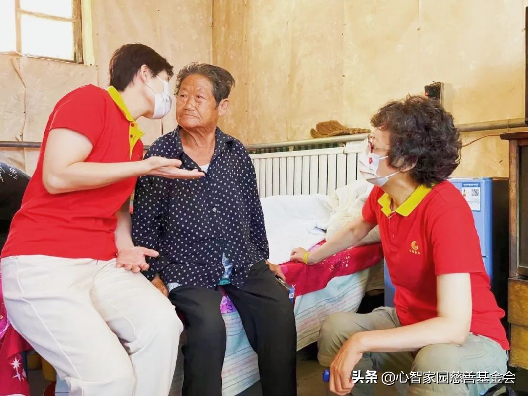 探访孤寡老人活动感受,关爱慰问七十岁以上老人活动