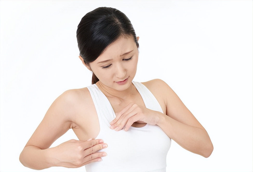 女生的胸，为啥不能乱揉？自己揉也不行！