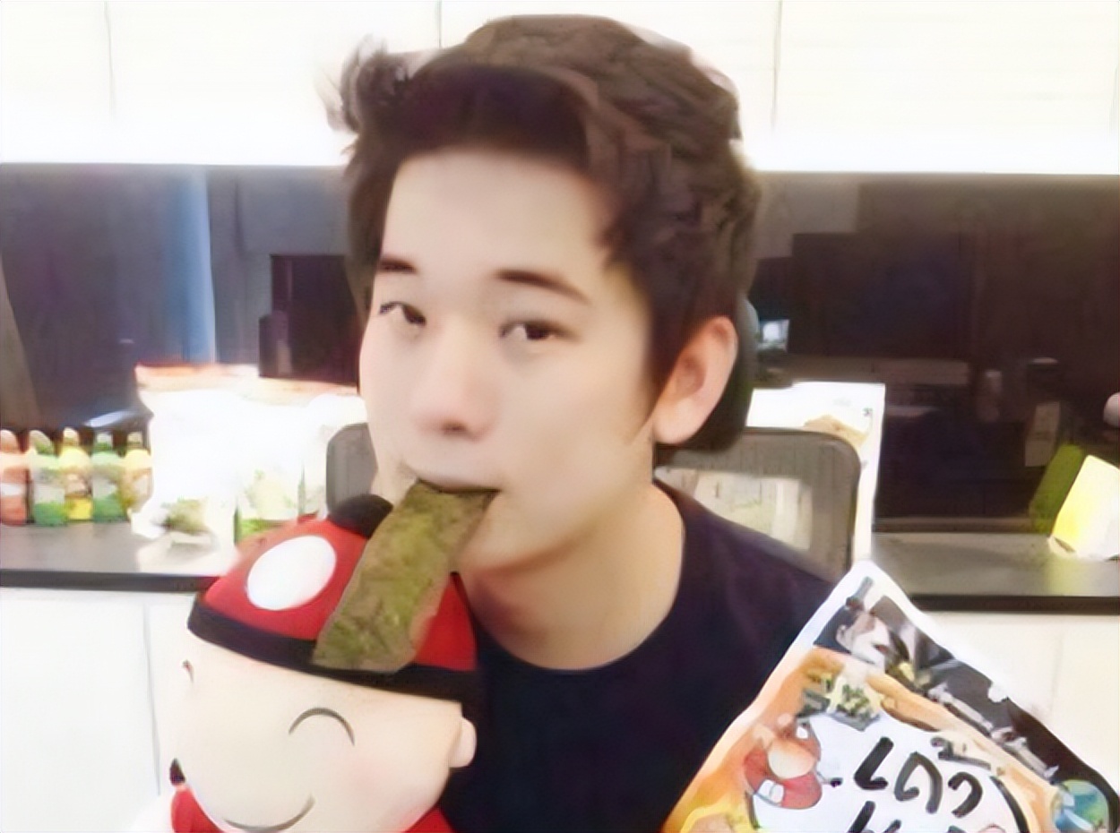 泰国富豪19岁发家致富,泰国男生卖海苔致富