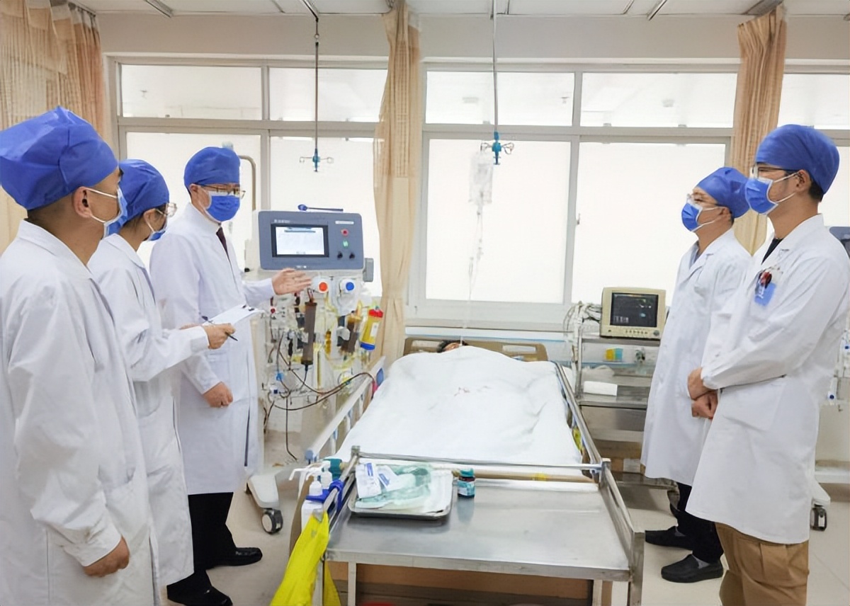 百名优秀医生,百名优秀医生医者仁心大爱无疆