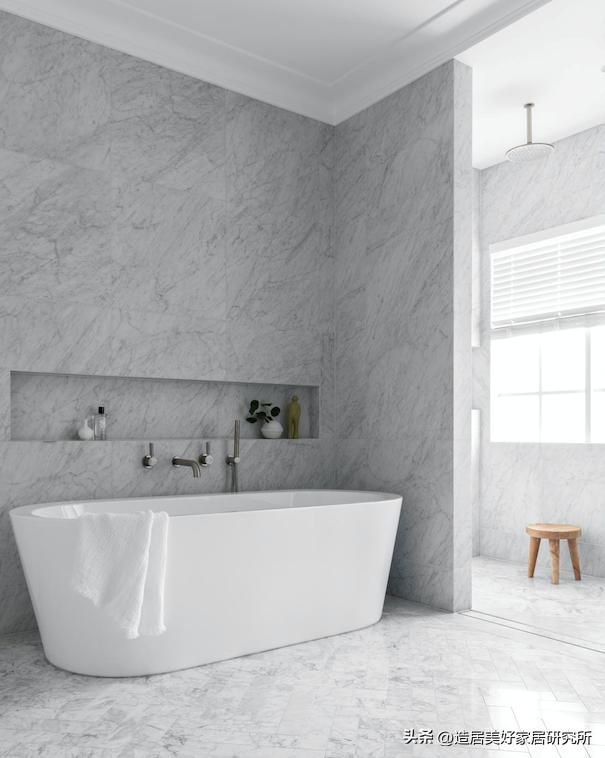 小卫生间安装浴缸,卫生间浴缸安装