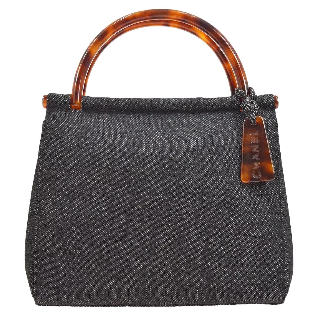 看完了Chanel富贵儿玳瑁，我默默放下了手中的皮质金链...