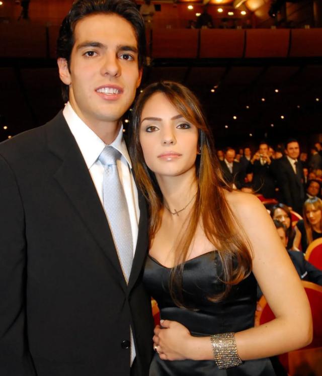 卡卡和前妻相爱吗,卡卡和前妻的恩爱视频