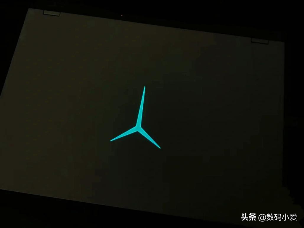 拯救者r7000p和小新pro16,联想拯救者r7000键盘灯怎么变色