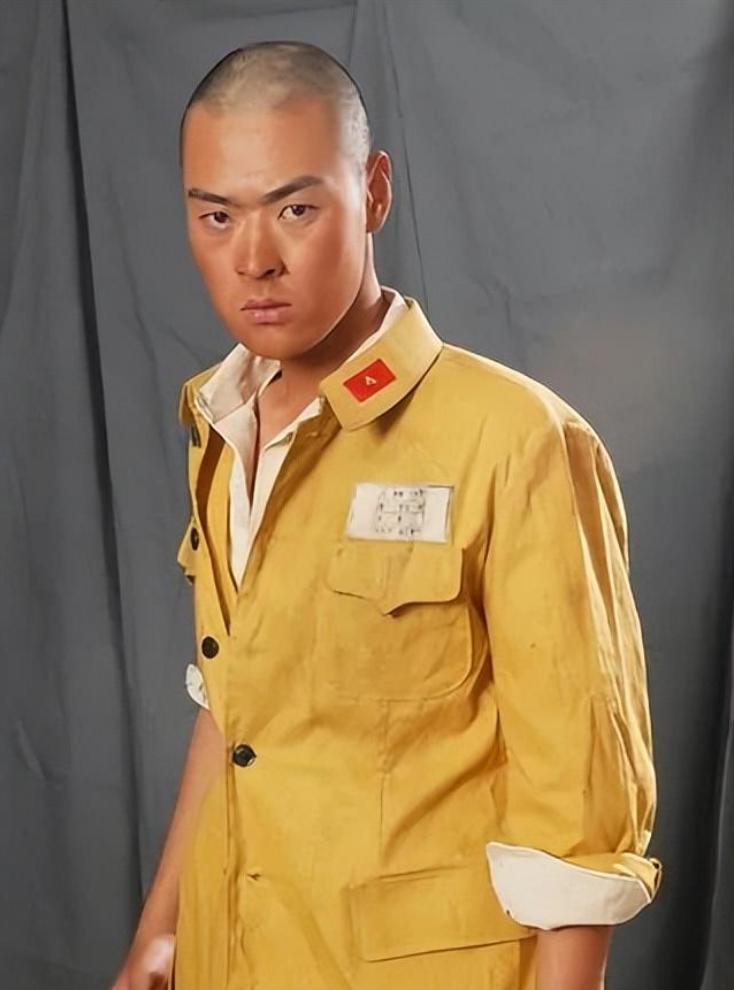 演员张桐:留学时穷得吃狗粮,曾多次自杀未遂,女友陪他走出低谷