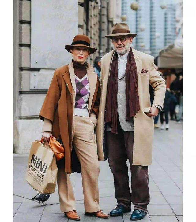 大衣推荐欧美风大衣,女士大衣怎么选款式好看