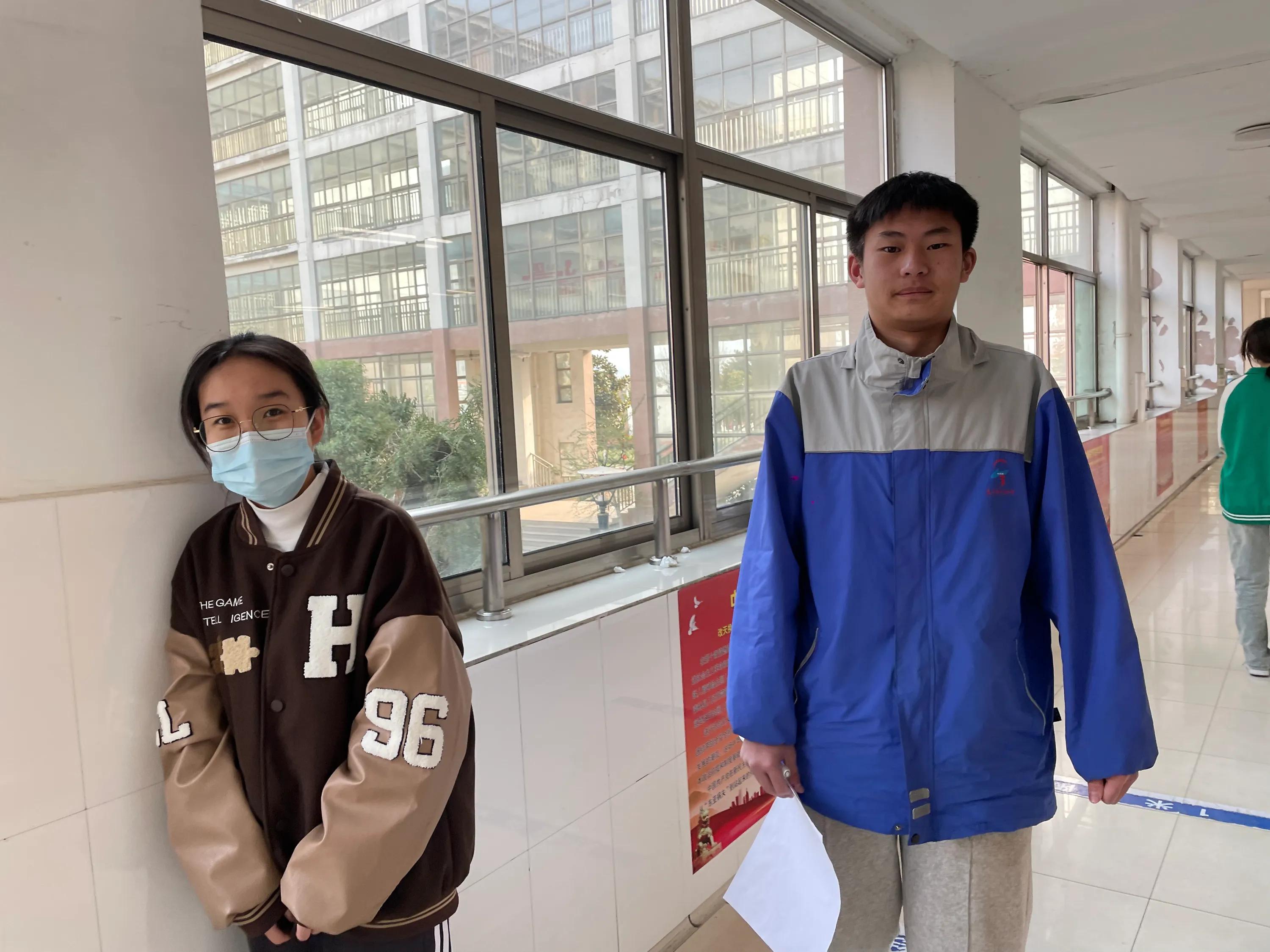 新学年第二学期No.206快递通知卡充钱材料整理足球看