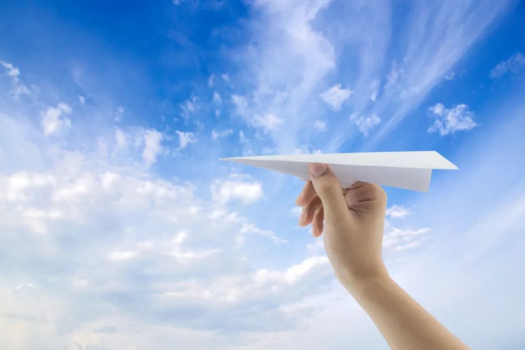 保护孩子是社会的责任,保护好孩子和家人是责任