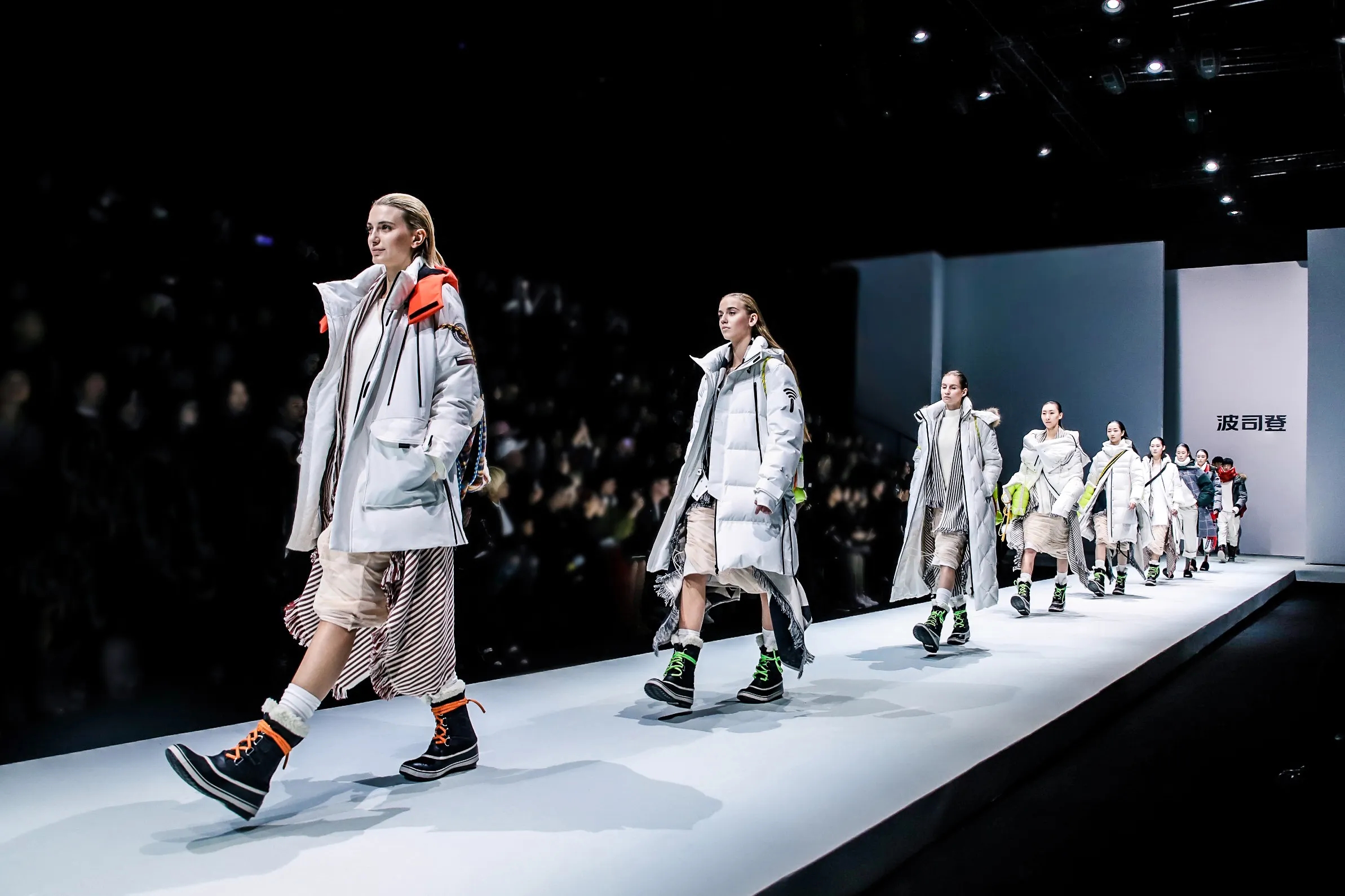 双11哪些品牌打折高,今天双11有什么商品优惠促销