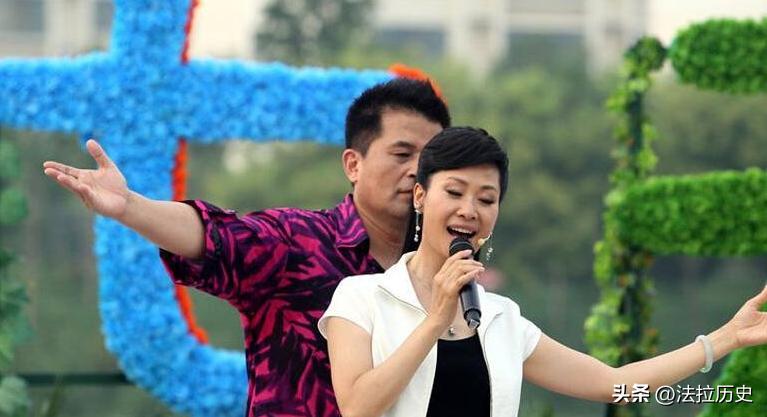 64岁毕福剑近况曝光，因管不住嘴遭封杀，现成网红“工具人”？