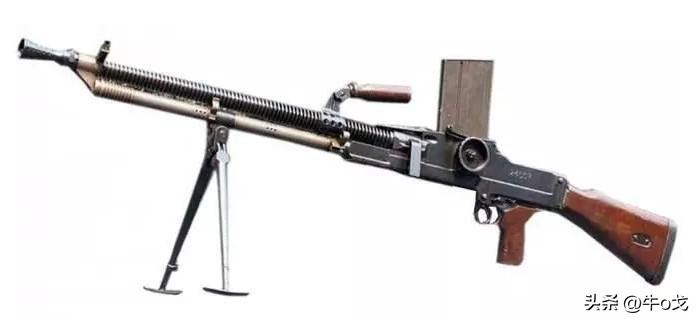 影视剧中的穿帮镜头之抗日神剧,影视作品里的穿帮镜头