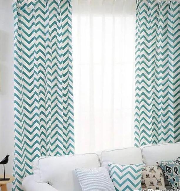 这4种窗帘既实用又美观你家有吗,窗帘是家居装饰不可或缺的一部分